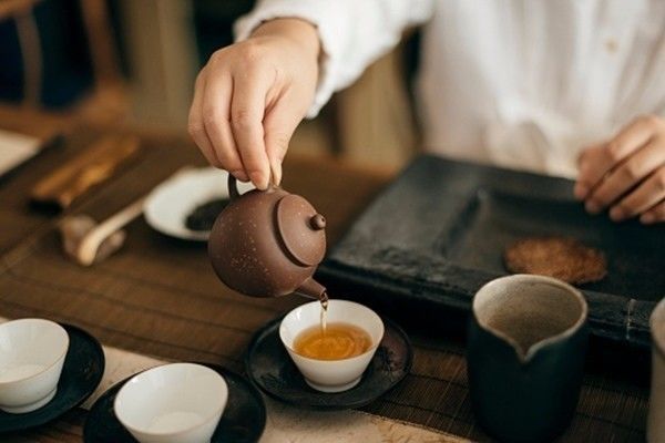 于萬新:我喝大紅袍-字遊文化