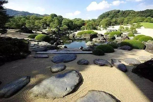 日本最美庭园:足立美术馆-字遊文化