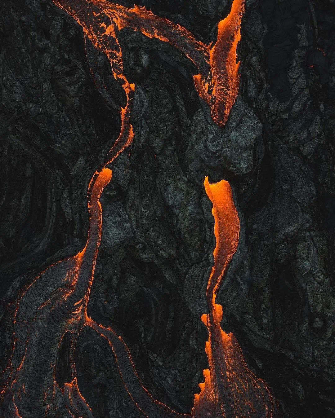 冰島:這個地方一天地震4000次?!-字遊文化