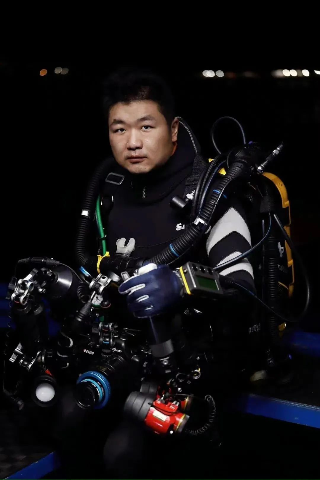 海底兩萬里,他鏡頭下的深海水族館-字遊文化